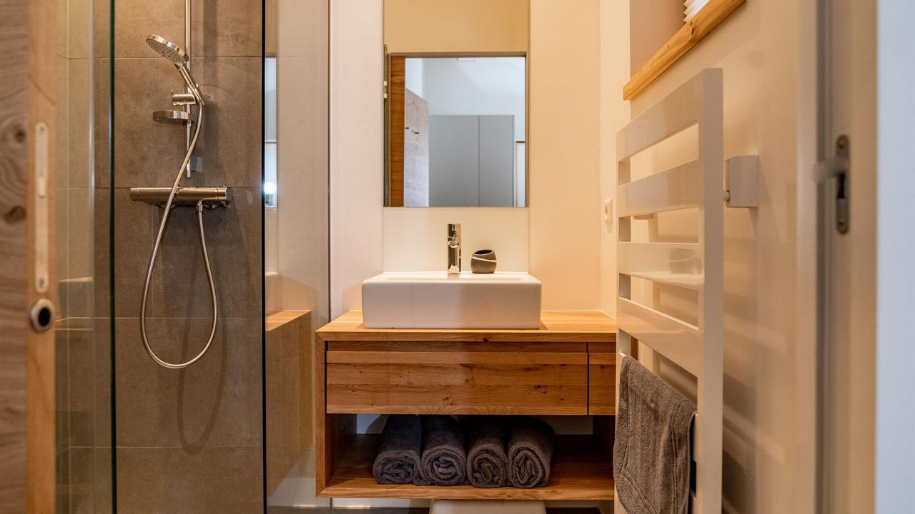 Gesamt 2 Badezimmer Gesamt 2 Badezimmer